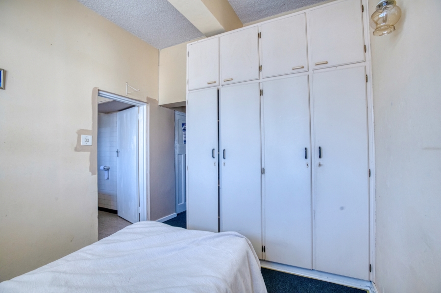 1 Bedroom Property for Sale in Quigney Eastern Cape